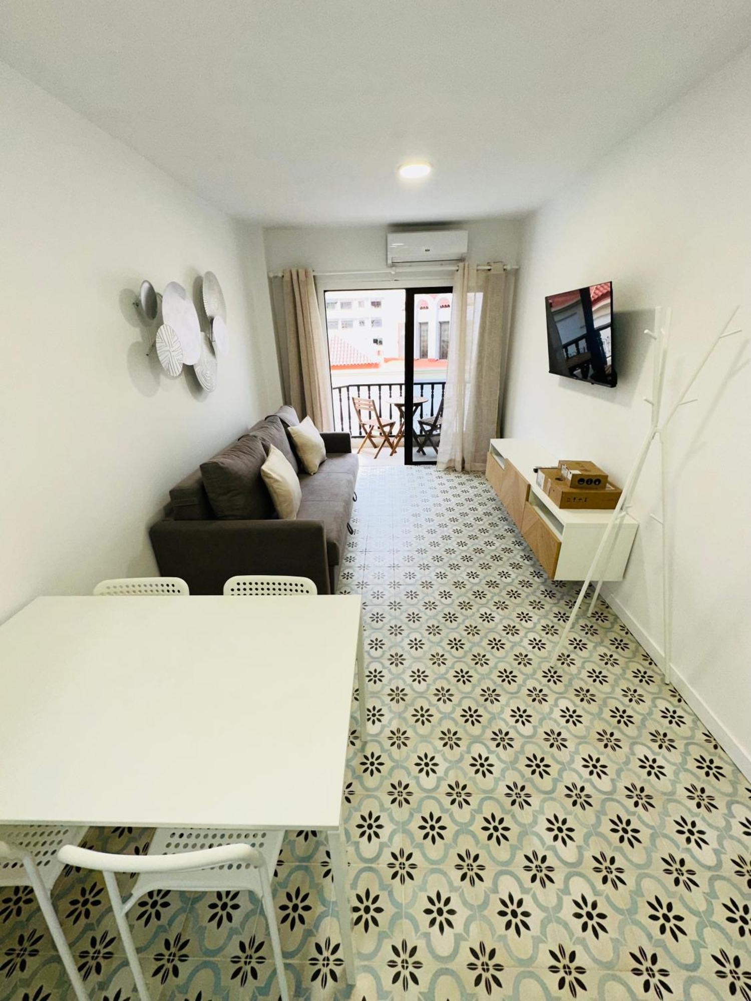 Guincho  Central Flat Los Cristianos Square מראה חיצוני תמונה